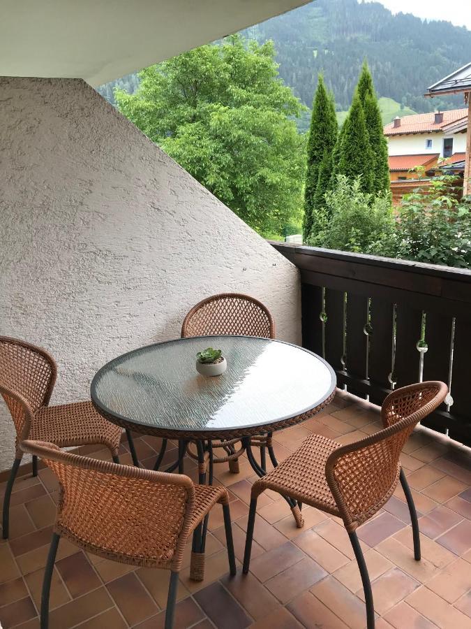 Edelweiss Apartment Maishofen Eksteriør bilde